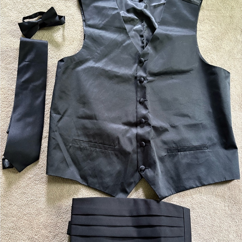 Men's Black Suit Vest Set- Worn once!